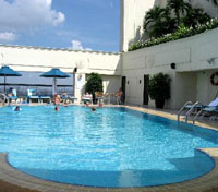 Renaissance Riverside - Pool